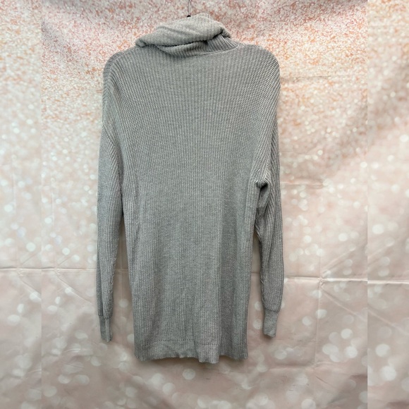 Tularosa Lenox Dress - Picture 3 of 11